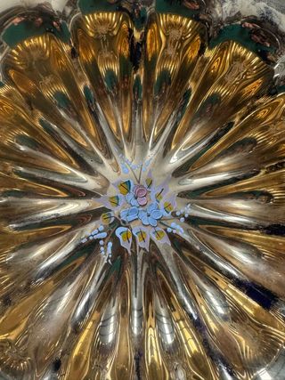 Elegante plato de cristal con bombonera a juego