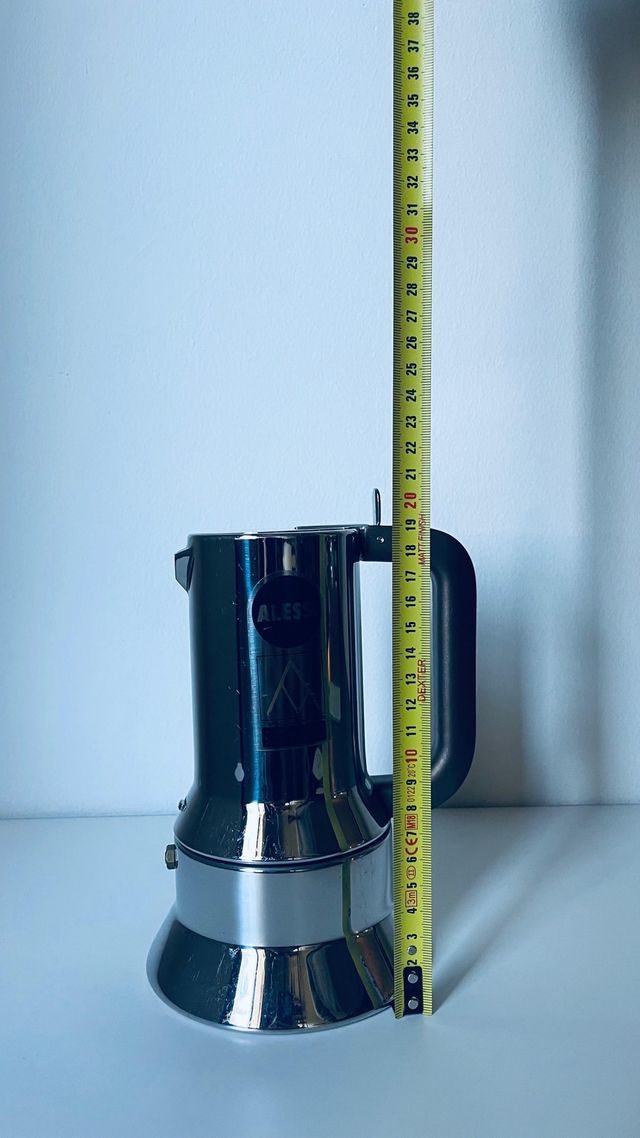 Caffettiera 9090 di Richard Sapper per Alessi