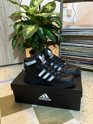 ADIDAS TALLA 36.5