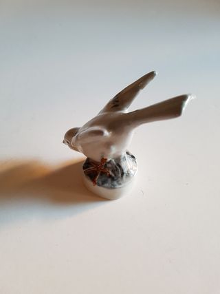 Pájaro porcelana