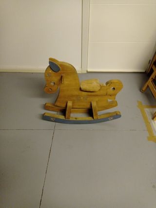 Caballito mecedora