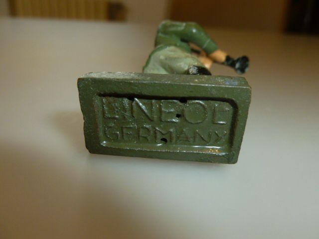 lineol  soldato tedesco 1945   con piffero