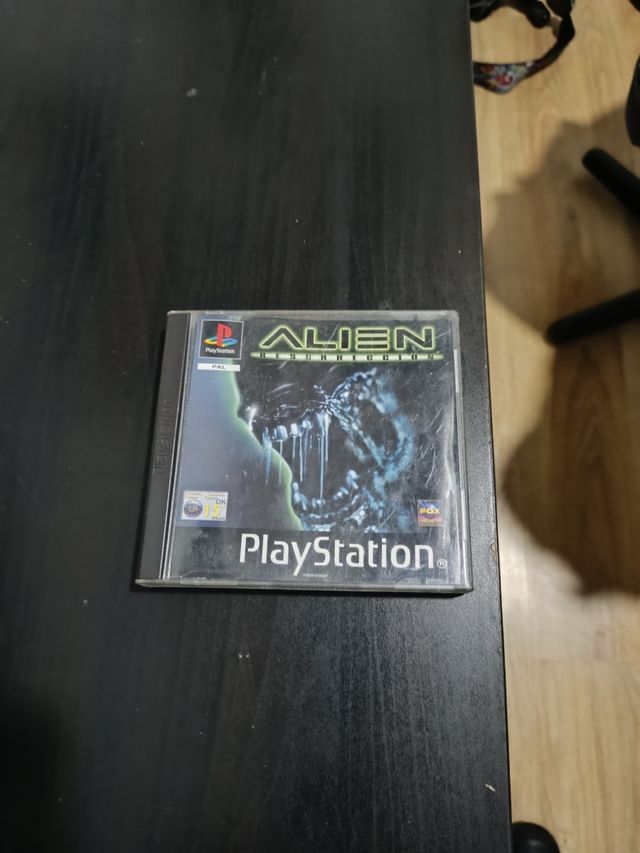 Alíen resurrección juego ps1