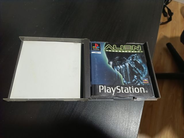 Alíen resurrección juego ps1