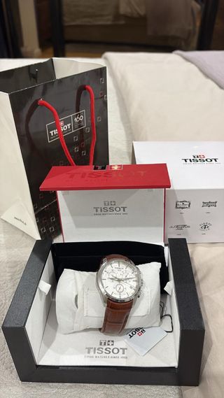 reloj elegante piel tissot 1853 