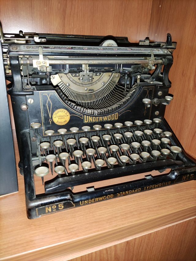 Máquina de escribir Underwood N°5