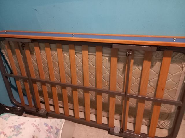 Cama 80  y colchón!!