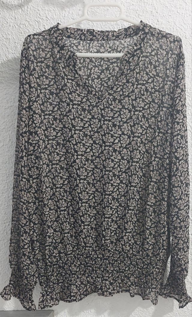 Blusa con brillos TL