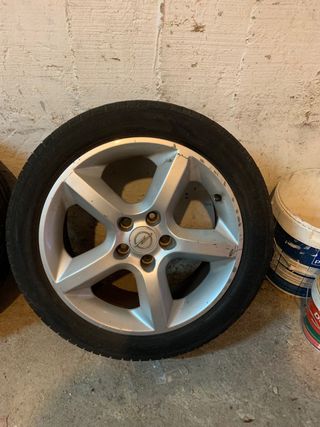 llantas opel astra 17” GTC  5x110