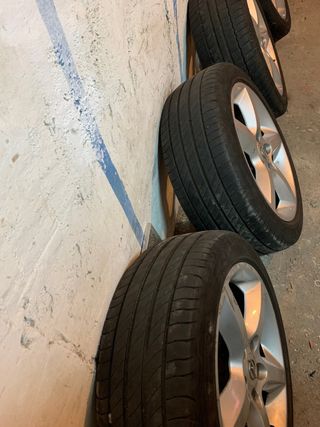 llantas opel astra 17” GTC  5x110