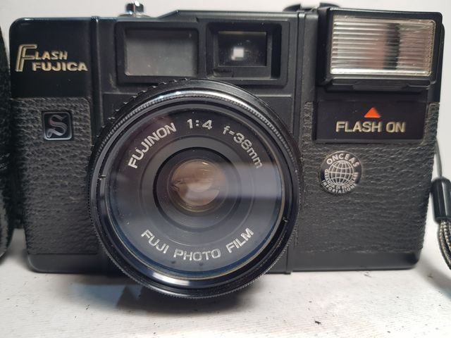 Camara FLASH FUJICA S