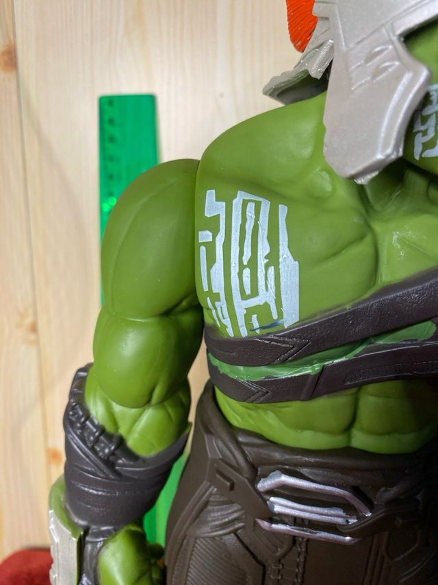 Hulk - 33 cm