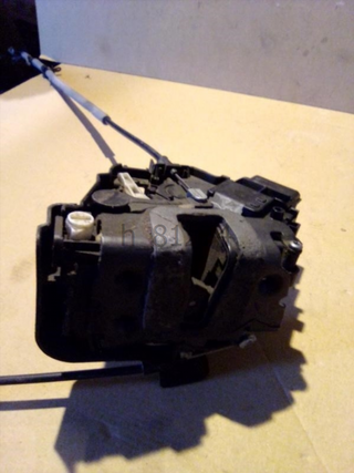 Cerradura puerta trasera izquierda Ford C- h_81274