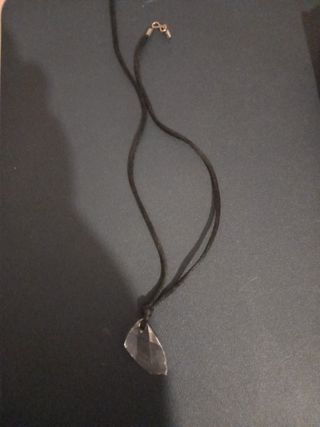 Collar cuerda con piedra diamante