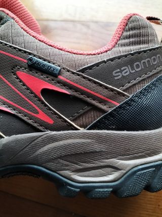 ZAPATILLAS TREKKING SALOMON NUM 38