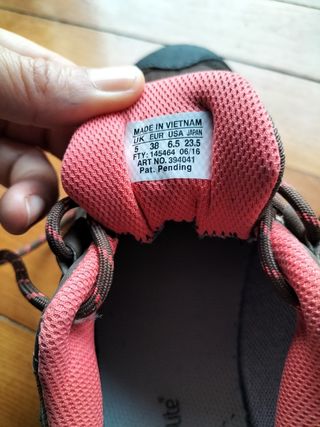 ZAPATILLAS TREKKING SALOMON NUM 38