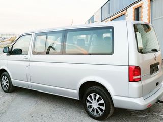 Volkswagen Caravelle 2.0TDI 9 PLAZAS LARGA