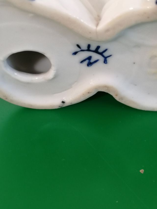 Statuina in porcellana