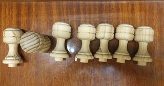 Pomos, patas de madera