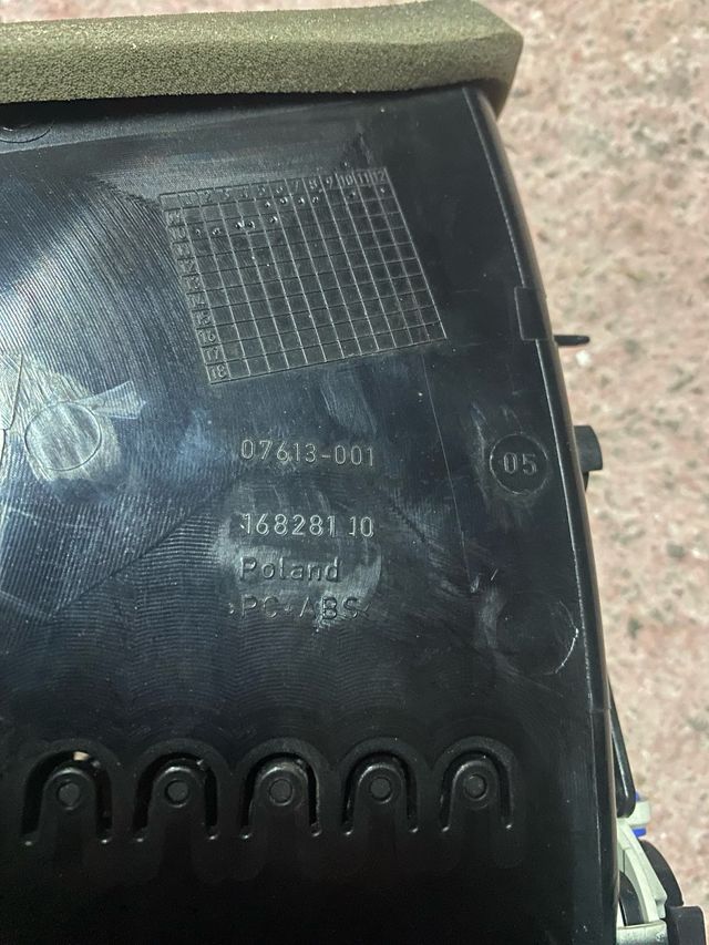 16828110 Areatore cruscotto sinistro BMW