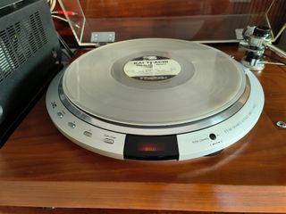 Tocadiscos Jvc TT-81 DirectDrive+Ortofon