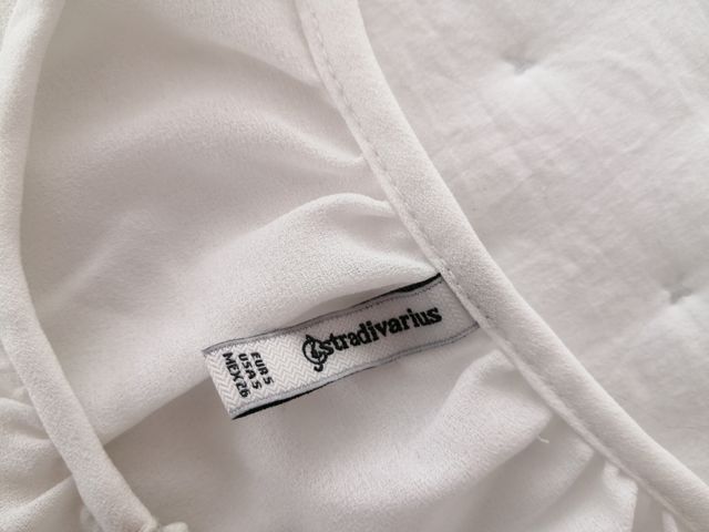 Blusa Stradivarius 