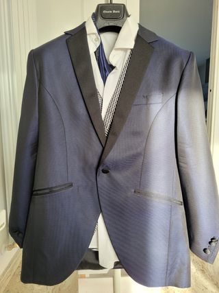 Traje de novio completo