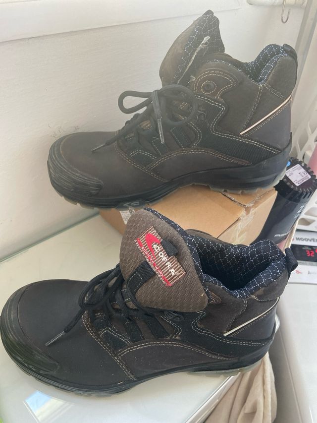 Botas de trabalho com biqueira reforçada Cofra