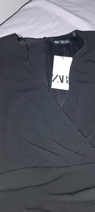 Vestido drapeado Zara