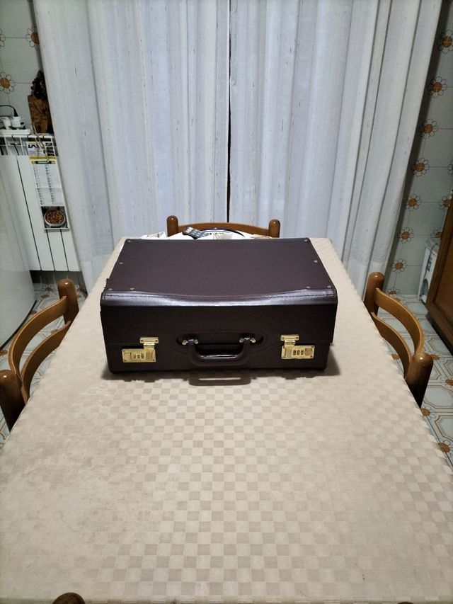 Borsa di rappresentanza. Ad Acireale (CT