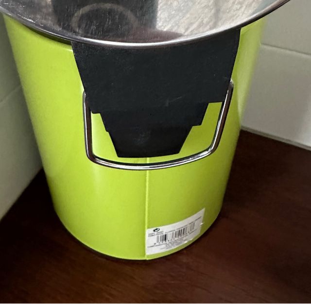 Cubo basura WC