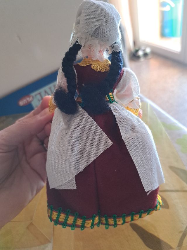 Bambola vintage da collezione