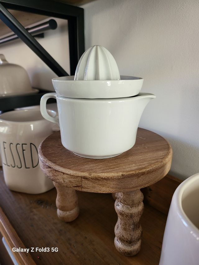 Spremiagrumi in porcellana