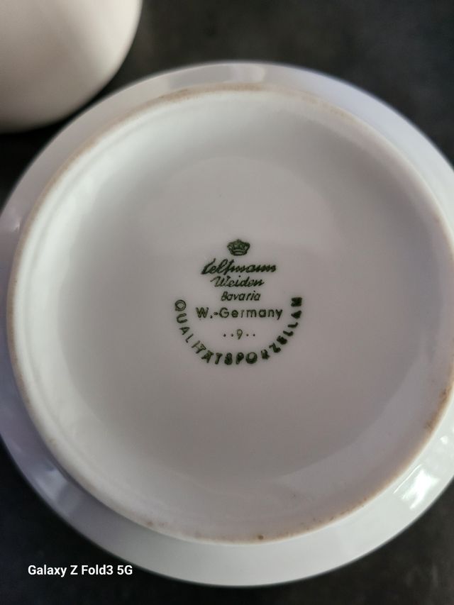 Spremiagrumi in porcellana