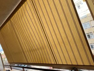 dos toldos de balcon perfecto estado