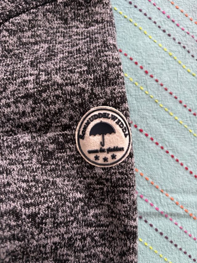 Sudadera larga Schmuddelwedda T M