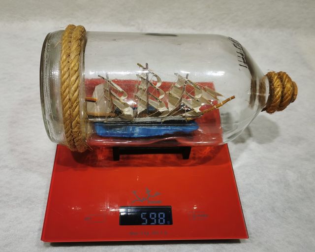 BARCO EN UNA BOTELLA