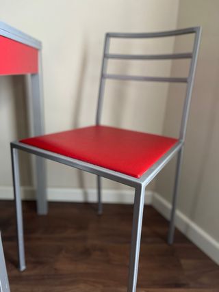 Conjunto de mesa y sillas de cocina