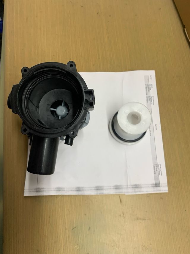 BOMBA DE AGUA LAVADORA 00145787