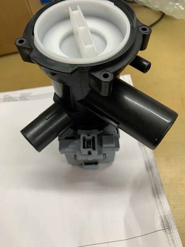 BOMBA DE AGUA LAVADORA 00145787