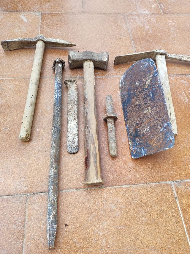 Herramienta antigua albañileria