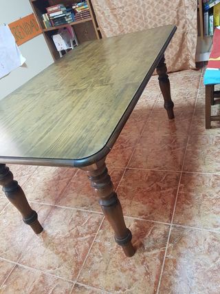 Mesa comedor  madera 