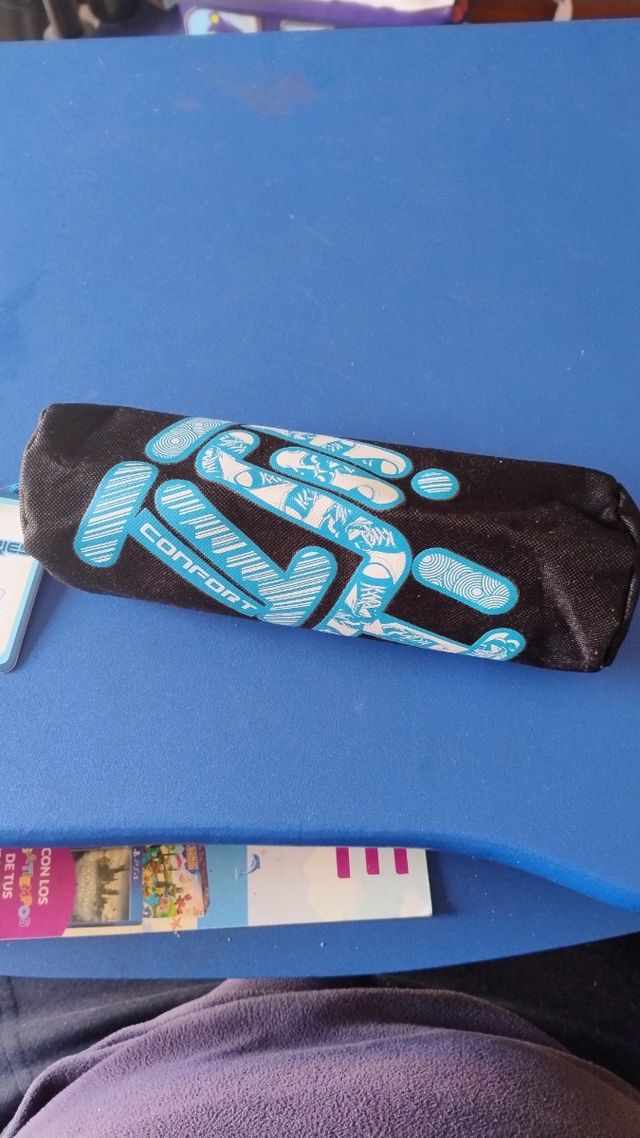 Estuche redondo portalápices