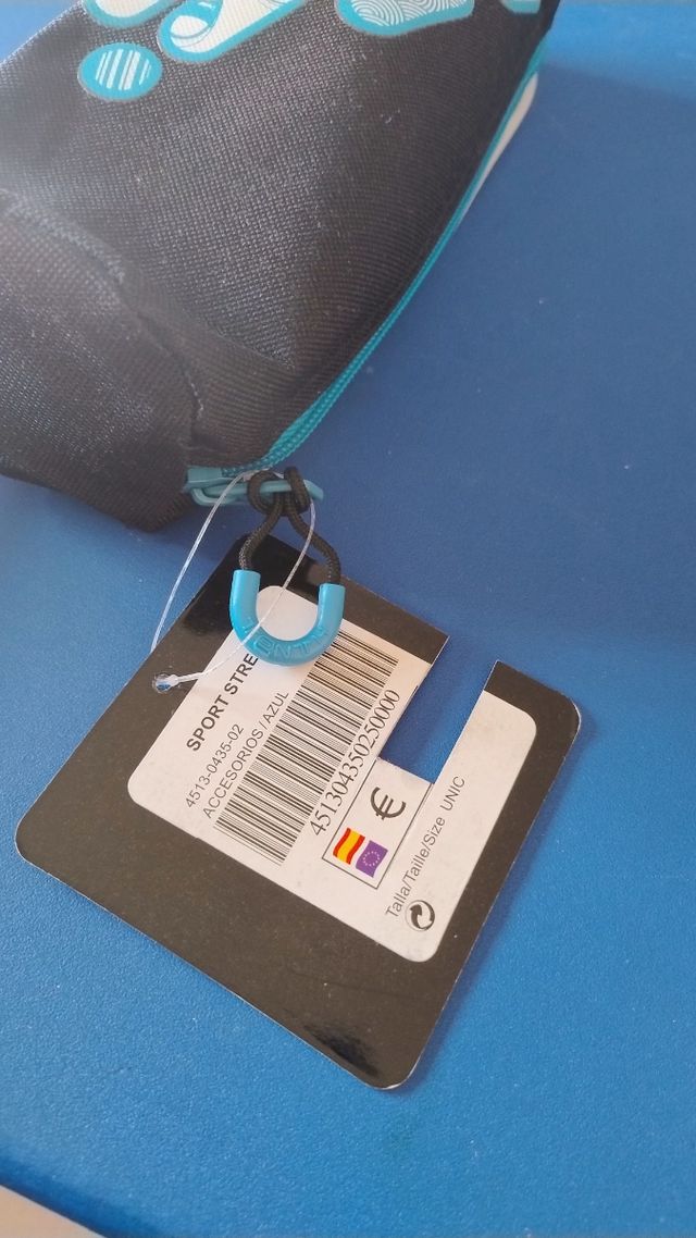 Estuche redondo portalápices