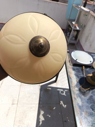 Lámpara techo más lámpara mesa