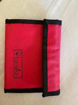 Cartera chica benetton