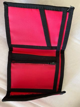 Cartera chica benetton