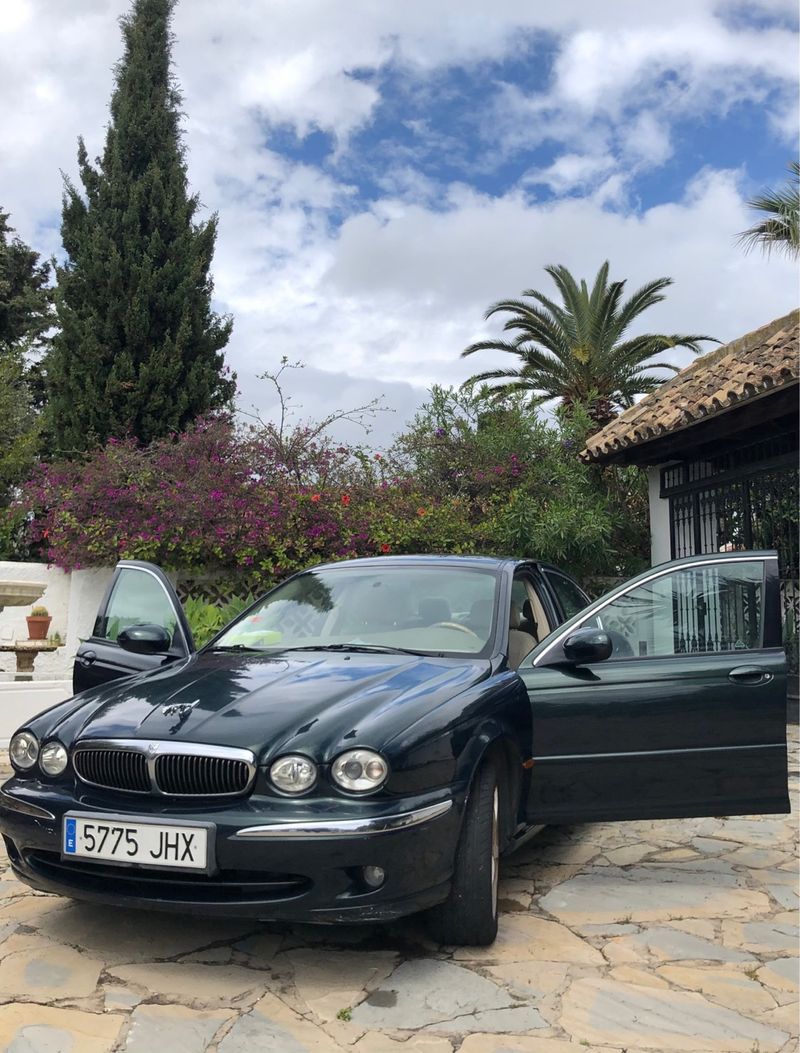 Jaguar X-Type 2001 - foto 1