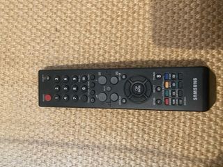 TV SAMSUNG syncmaster 933HD