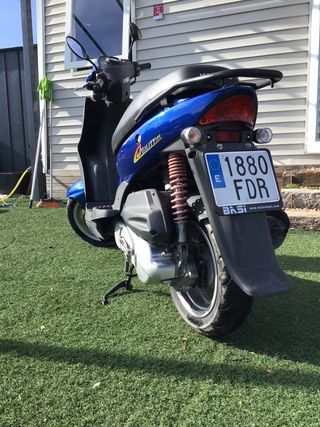 moto 125 scooter vendo o cambio por moto de campo